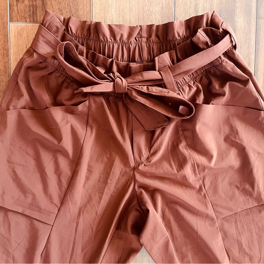 ATHLETA Skyline Pants Womens 8 Cognac Brown High Waist Belted Pleated - Picture 5 of 9
